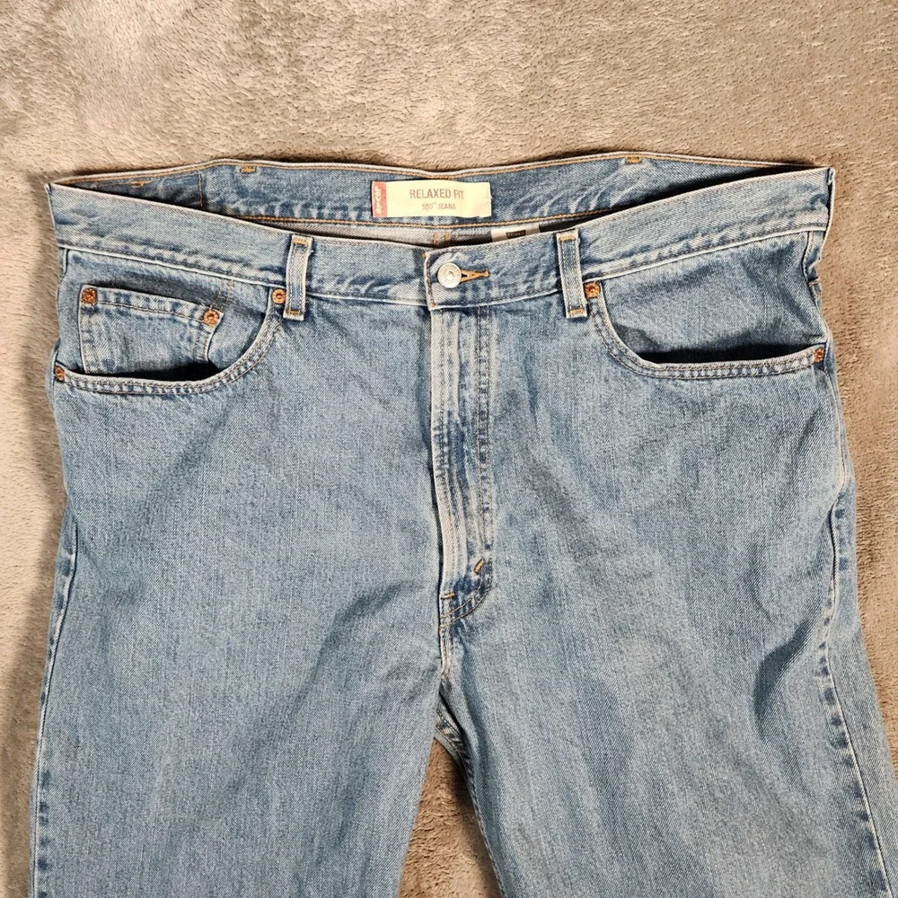 Levi's 550‎ Jeans Men's 40X30 Blue Relaxed Fit Light Wash Denim